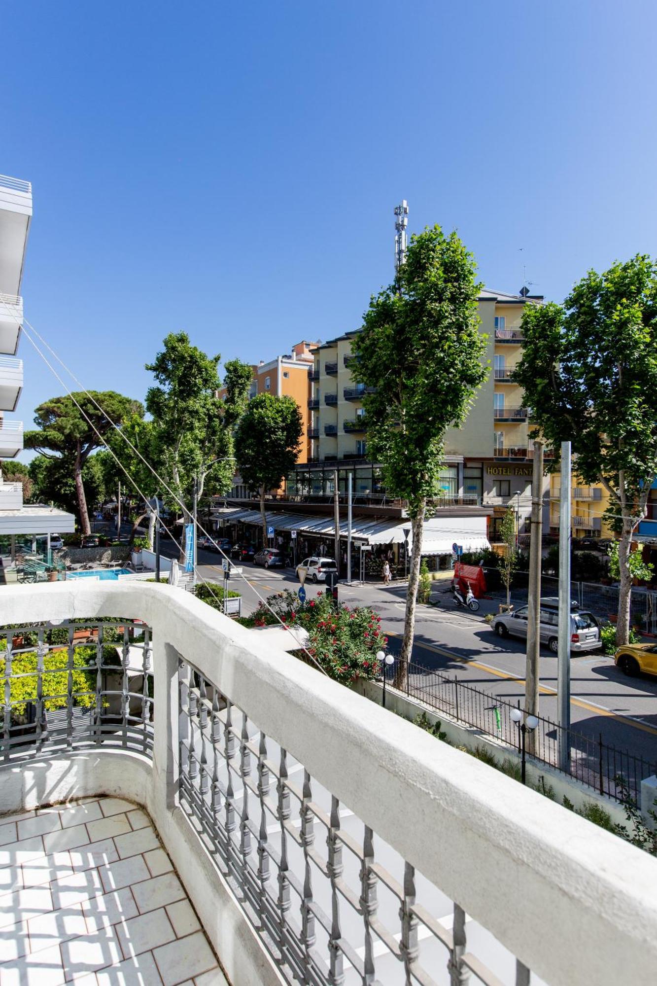 Hotel Belvedere Rímini Exterior foto